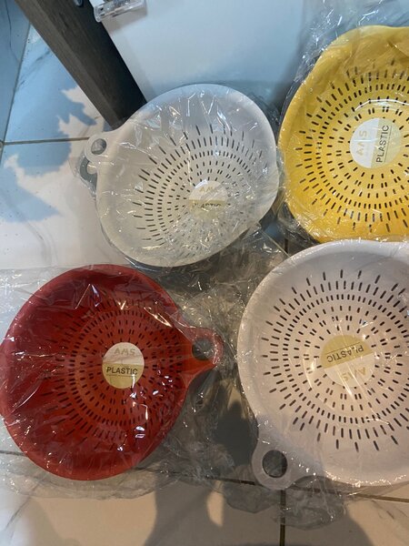 Plastic stainer with it bowl.