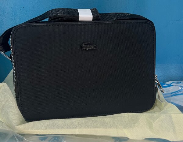 Sacoche noire élégante