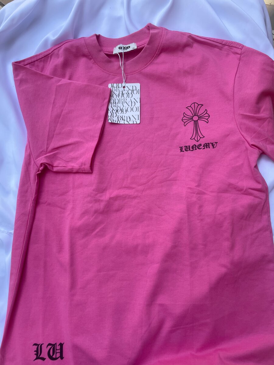 T-shirt rose tendance LV