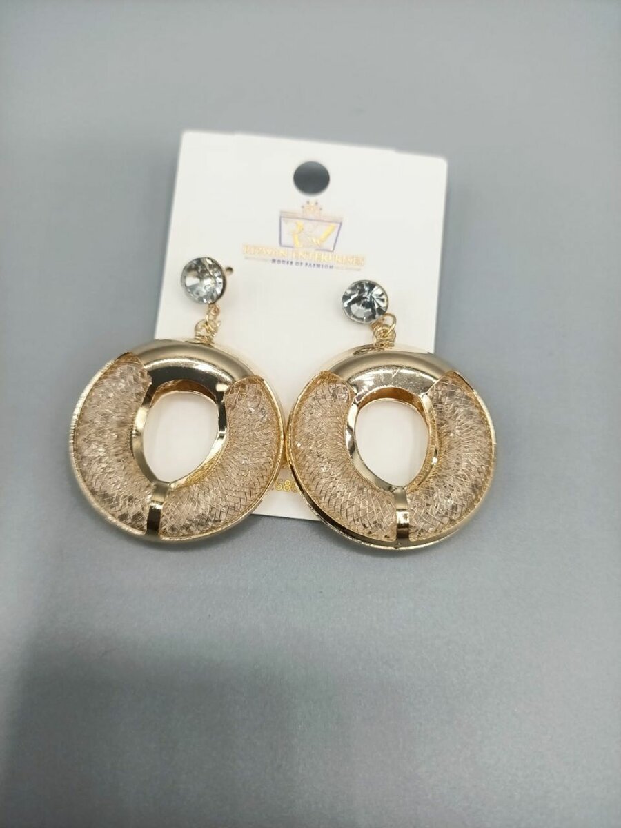 Female Elegant Gold Metal stud Hoop Earrings for Wom