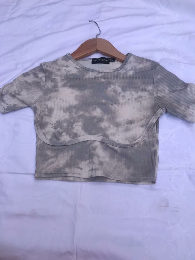 T-shirt crop top mode