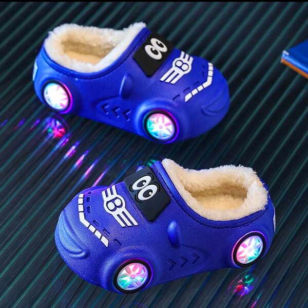 Детские домашние тапочки