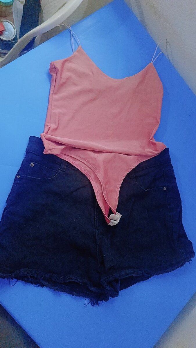 Body femme élégant rose