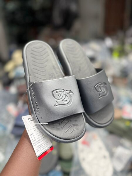 Claquettes Confort Unisexe