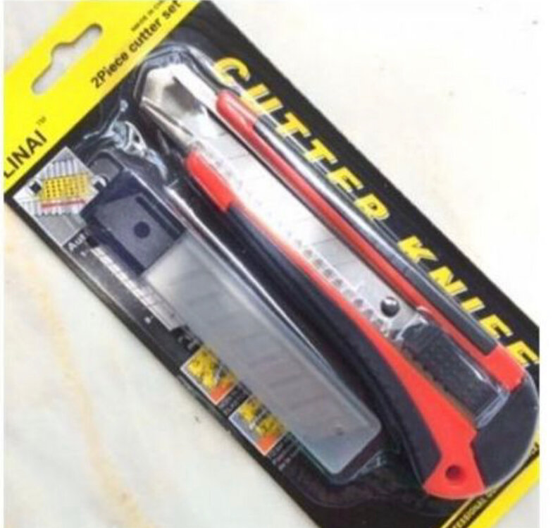 Cutter + paquet de lames échan