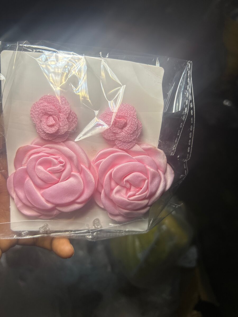 Boucle doreille en fleur