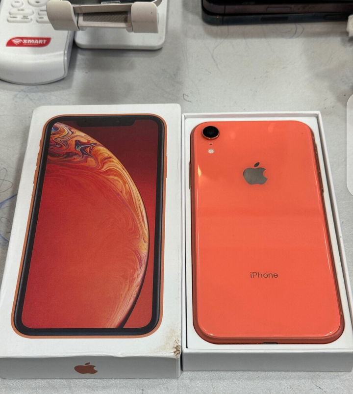 iPhone XR Orange 64GB