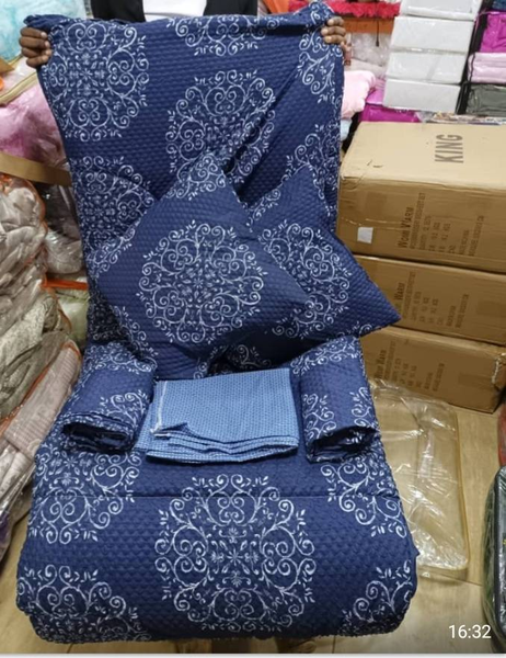 Bedroom set dark blue