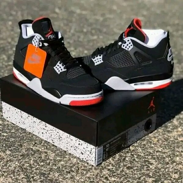 Jordan 4