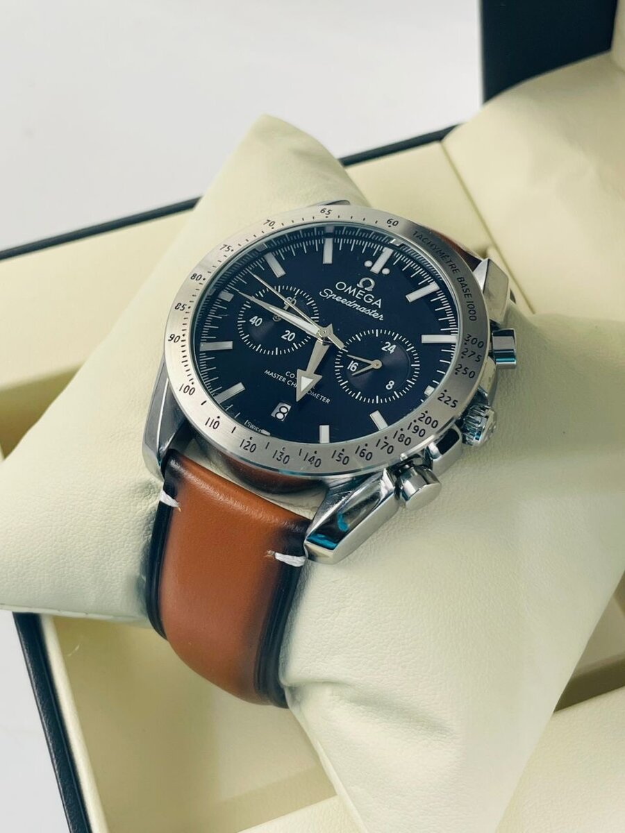 Montre Omega Speedmaster Homme