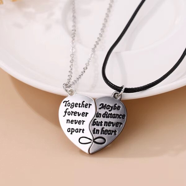 Magnetic Couples Necklace