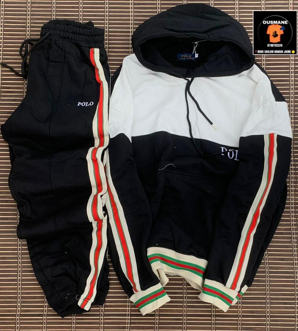 Survêtement à capuche tendance