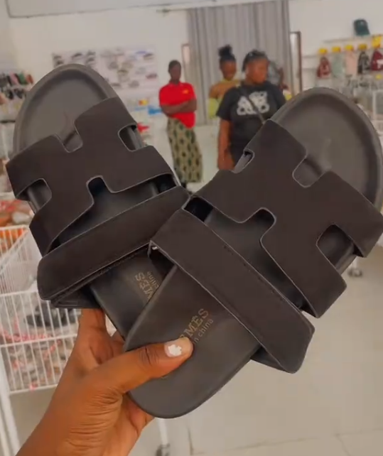 Hermes slippers