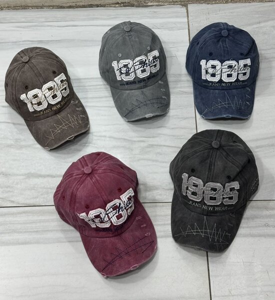 Casquette Vintage Brodée 1985