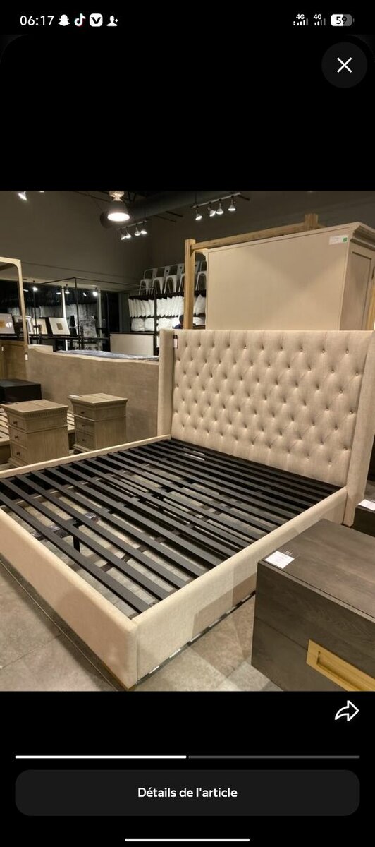 Lit double capitonné