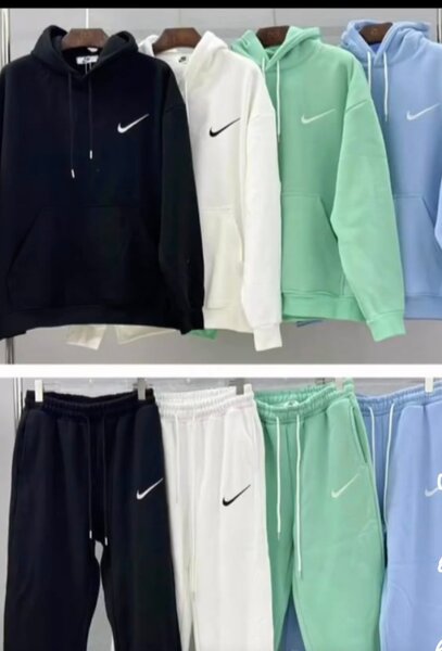 Ensemble de survêtement coloré