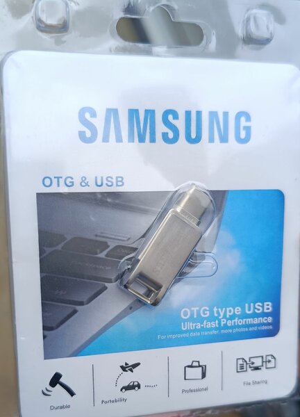 Clé USB Samsung 256GoOTG Ultra