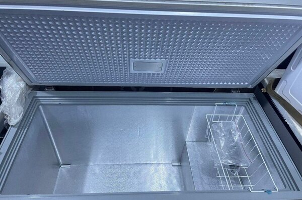 Congélateur coffre spacieux