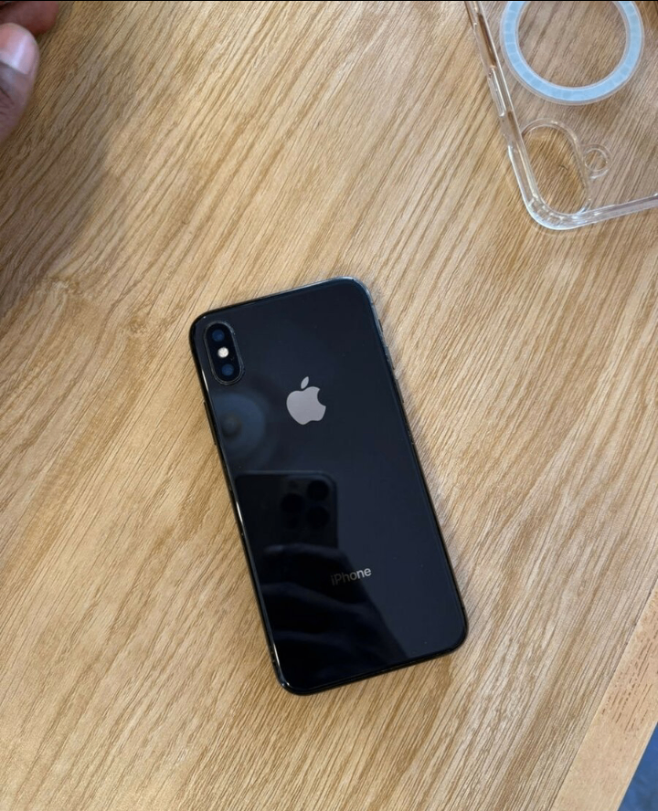 iPhone X 64 Go Noir