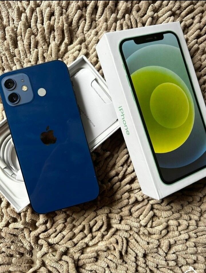 iPhone avec boîte et accessoires