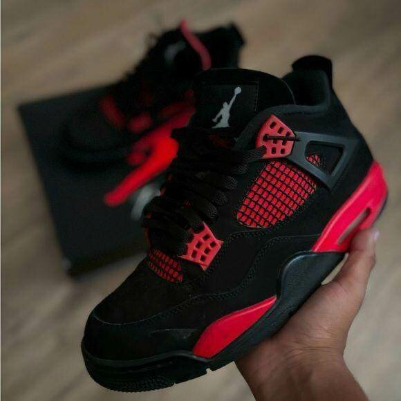 Jordan 4