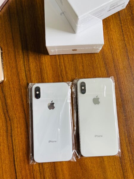Pre owned IPHONES X 64gb