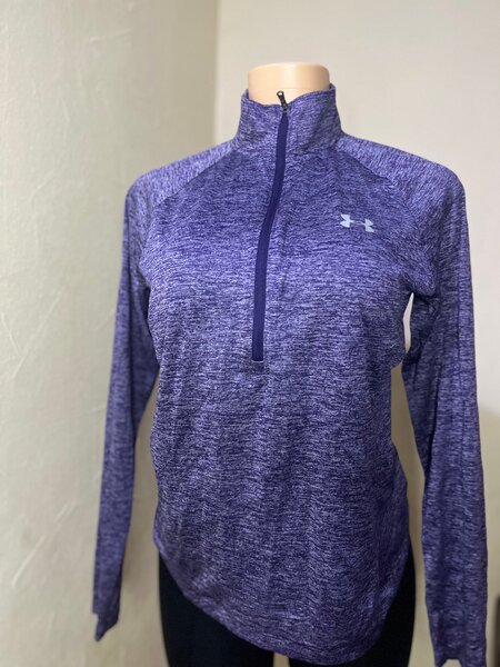 Pull de sport à col zippé