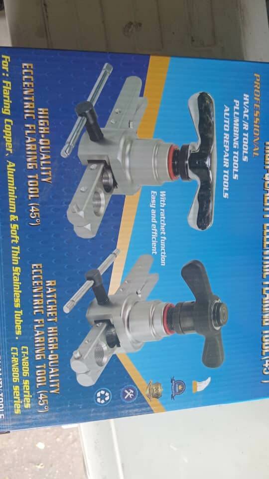 Outil de Pliage Électrique