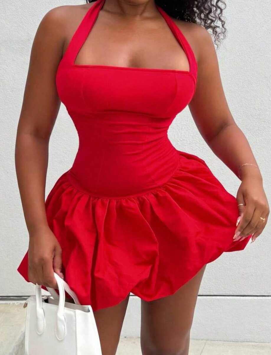 Robe rouge élégante