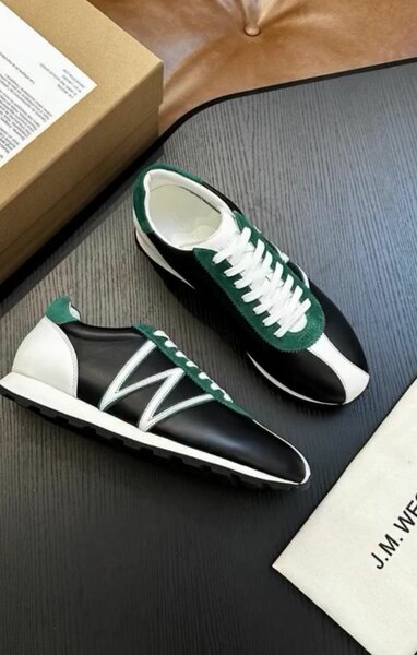 Baskets en cuir elegantes