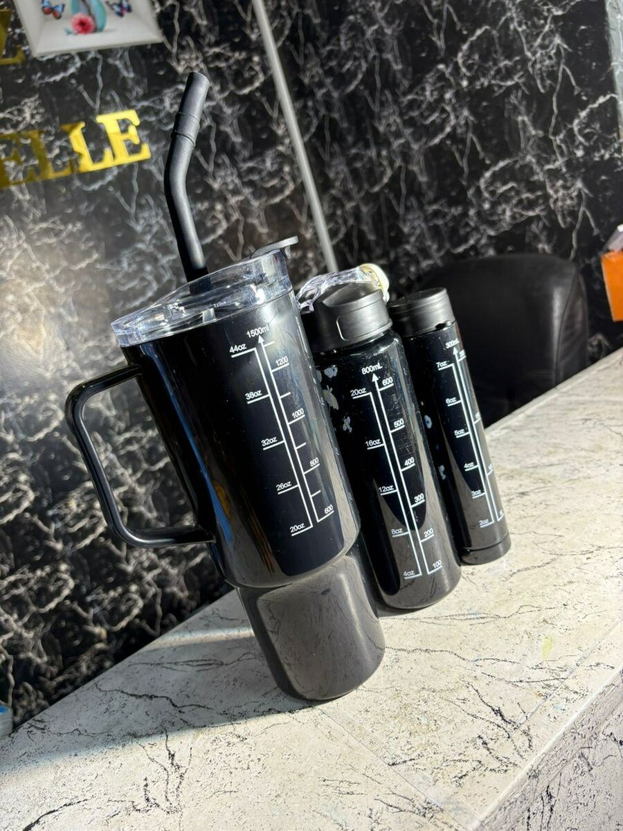 Gourdes Colorées à Paille