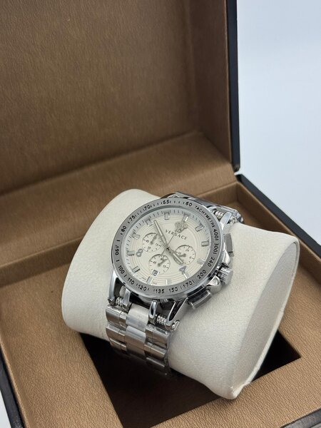 Montres en Acier Inoxydable