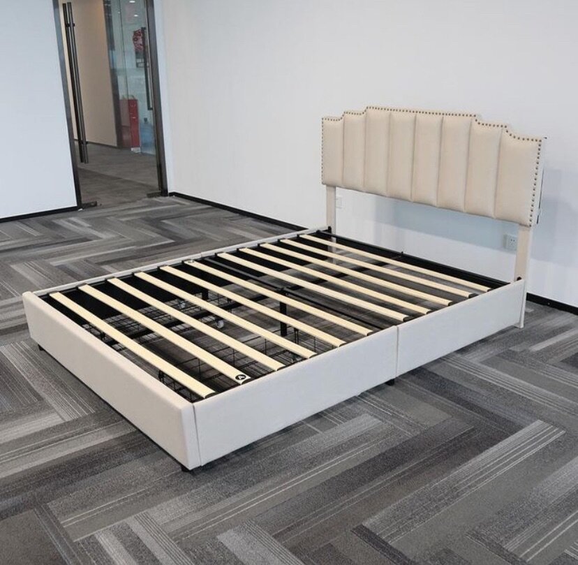 Homgoday Queen Size Upholstered Platform Bed Linen Bed Fram