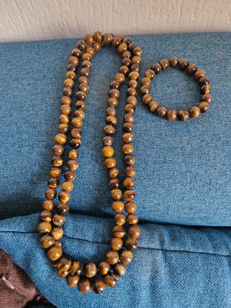 Collier et bracelet en perles