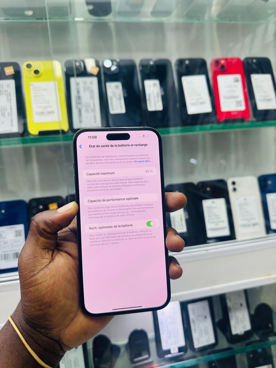 14 pro max 256giga sans messag