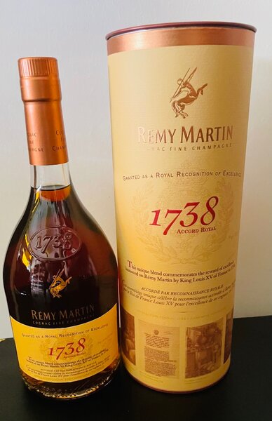 1738 Remy martini cognac fine champagne