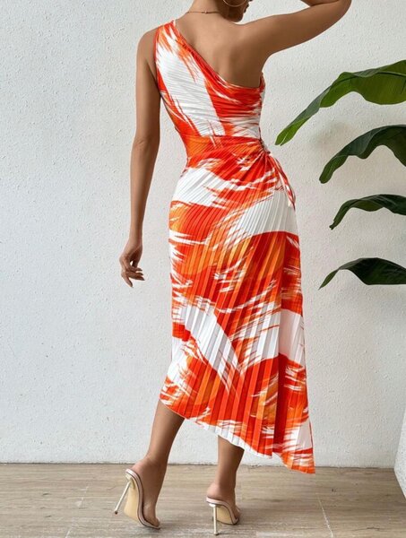 Elegant one shoulder pleated maxi dress