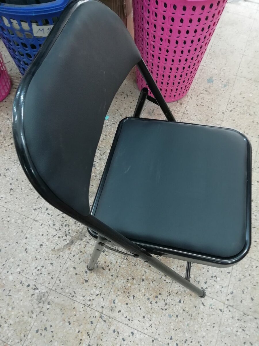 Chaise pour maison ou bureau