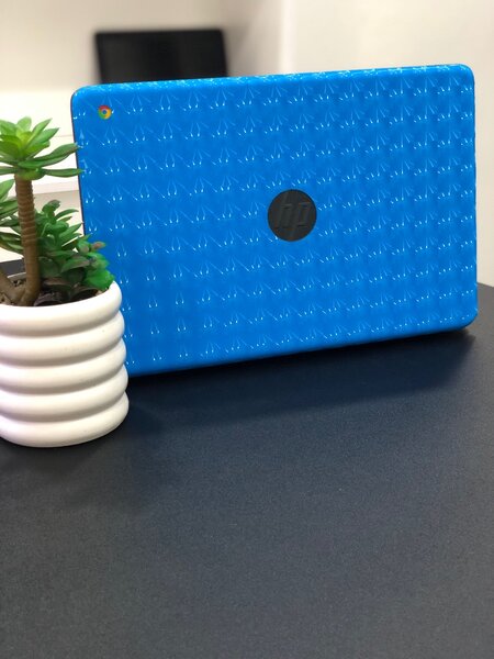 HP Chromebooks 32gb 4gb ram