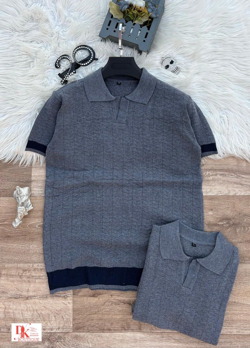 Polo en maille rayée élégante