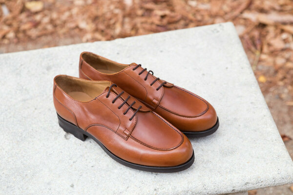 Chaussures habillées en cuir pour homme