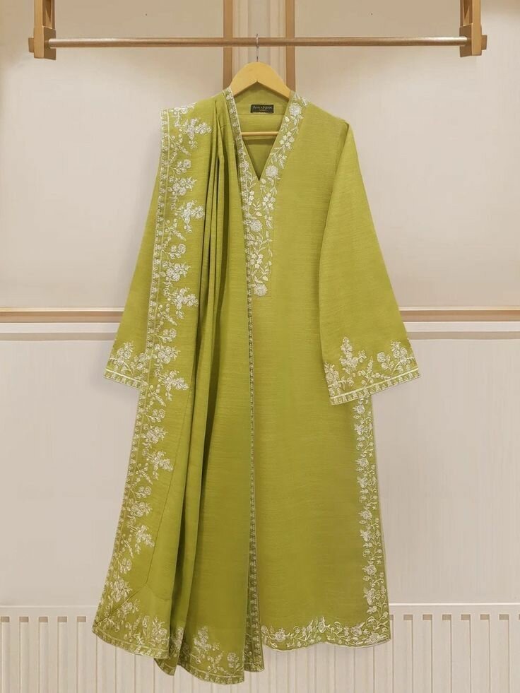 Khaddar 3 peace suit