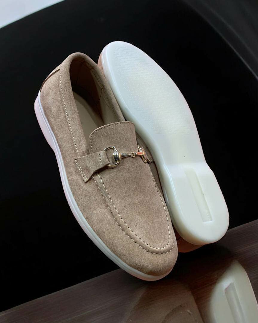 Mocassins élégants en daim