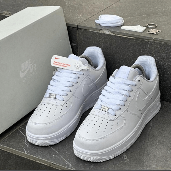 Baskets Nike Air blanches
