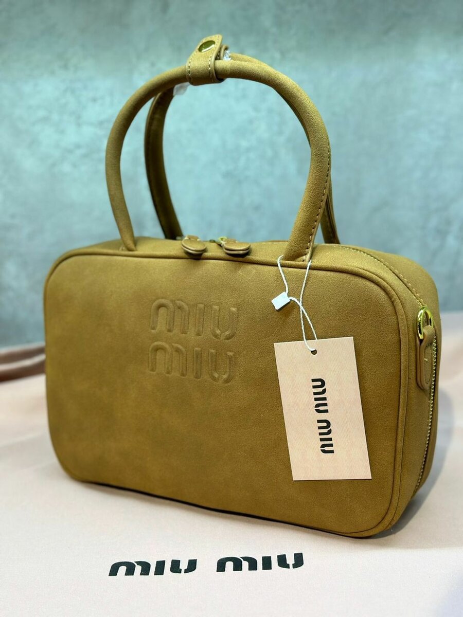 MIU MIU замша / бесплатная доставка