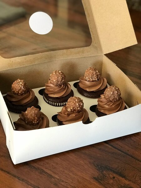 Cocoa rocher cupcakes (6)