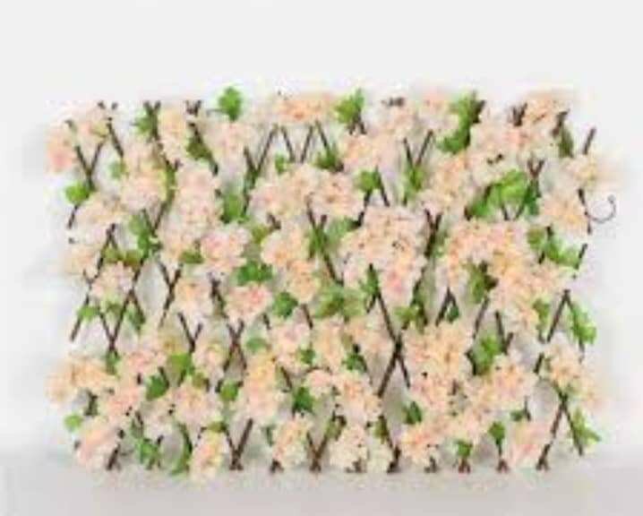 Treillis extensible décor floral