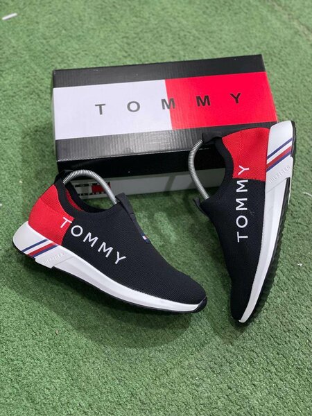 Tommy hilifiger