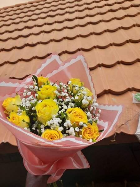Bouquet  des roses jaune
