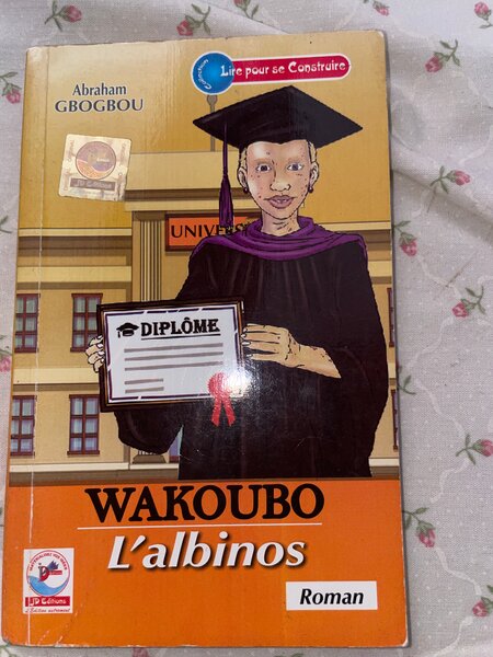Wakoubo L'albinos Roman